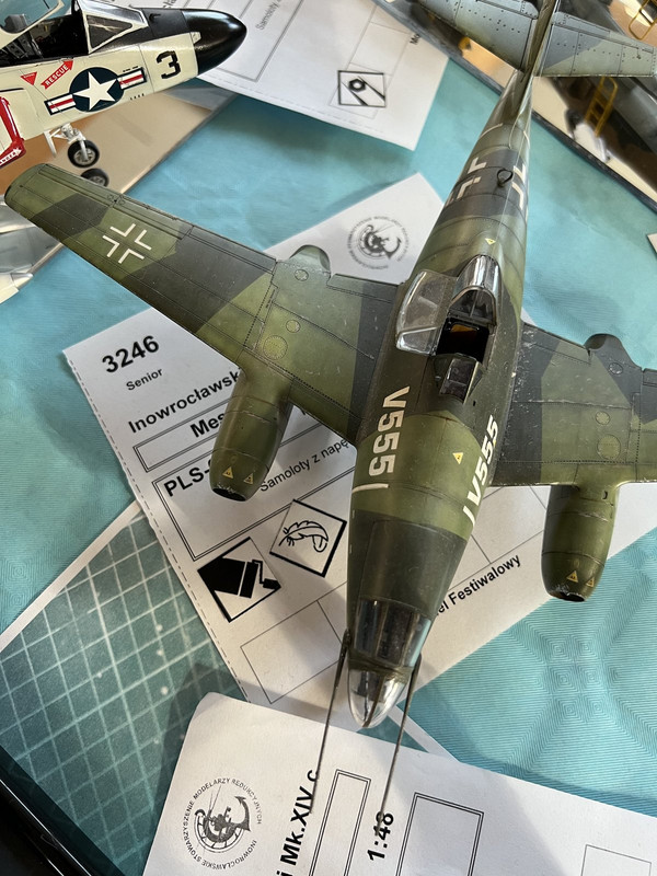 1DFBD539-A4EE-48AE-855A-0C9167B87054