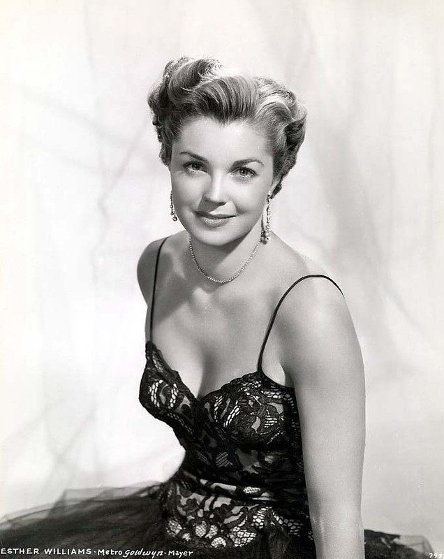 Esther_Williams_b67
