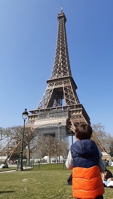 Torre Eiffel, Saint Chapelle, buscamos a Quasimodo :D - París y Eurodisney con los peques en 2022 (6)