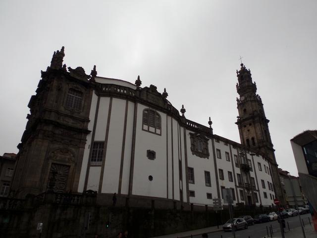 Oporto: Llegada y recorrido hasta Iglesia de las Carmelitas - Portugal: Oporto - Lisboa - Sintra (20)