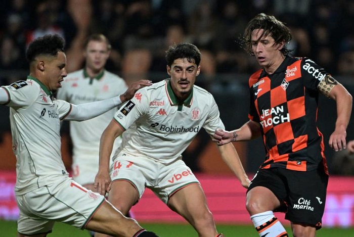 Lorient vs Nice, 02h30 ngày 05/03