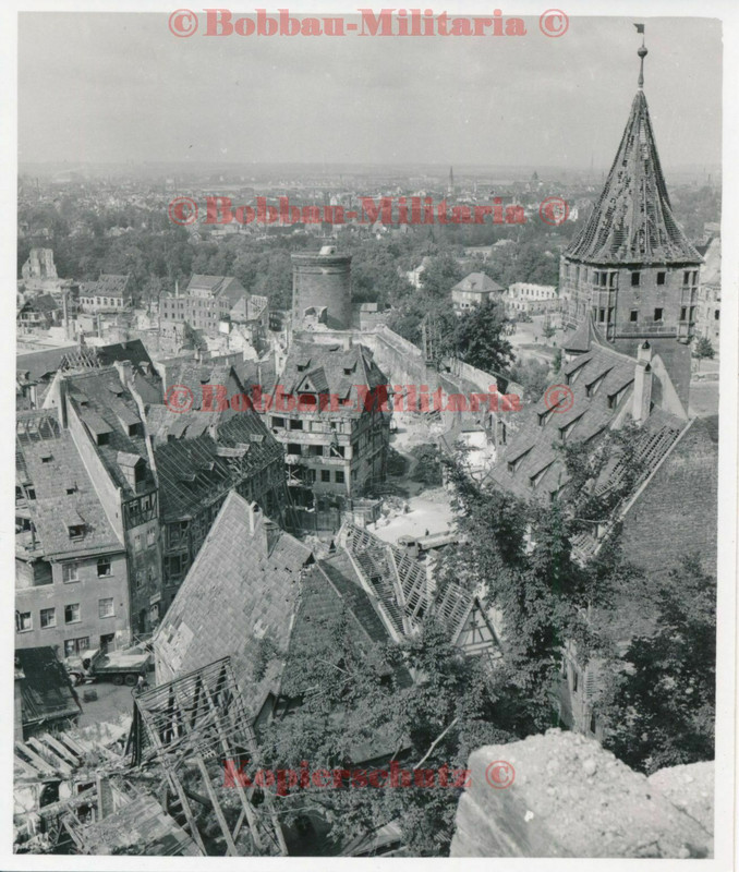 Foto Nürnberg 1945 zerstörte Innenstadt Haus Ruinen combat Bomben Angriff !!