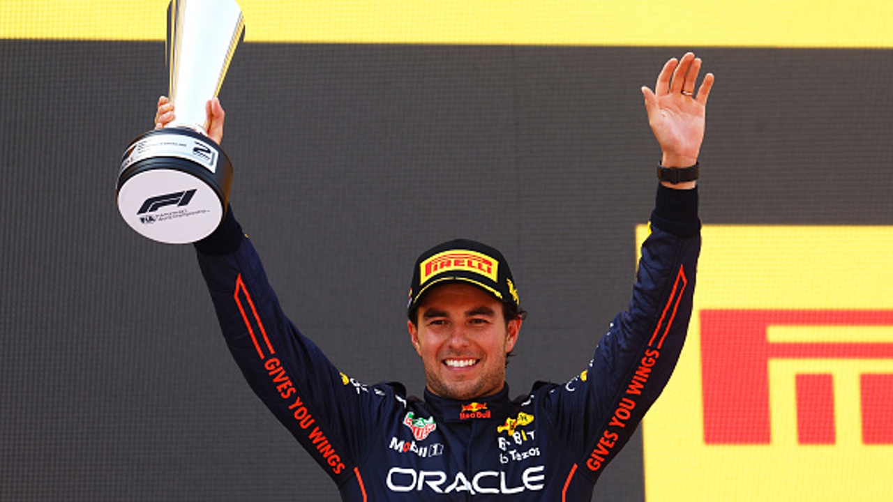 Checo Pérez elogiado por la prensa internacional tras el GP de España