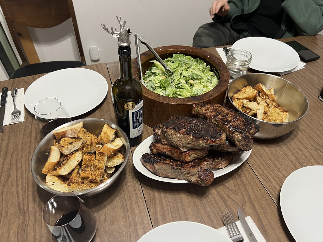 1EF42D1A-1D32-4337-B1D4-3BC4CD99B123