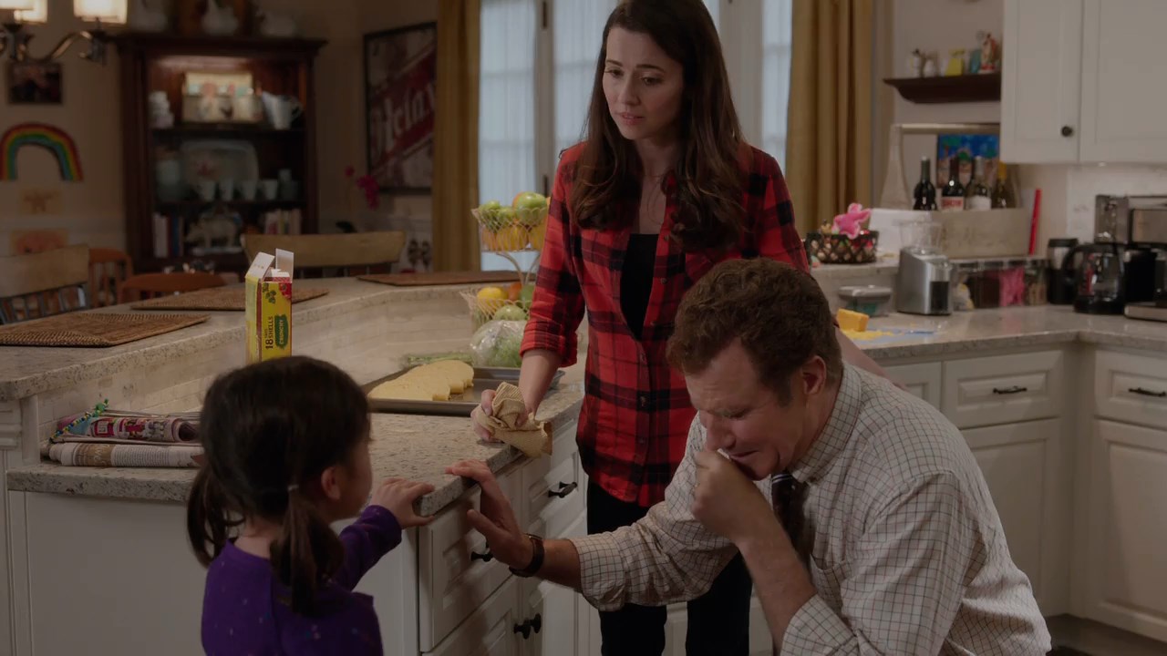 Daddy's Home 2015 BluRay [Hindi + English] 480p, 720p ESub Screenshot