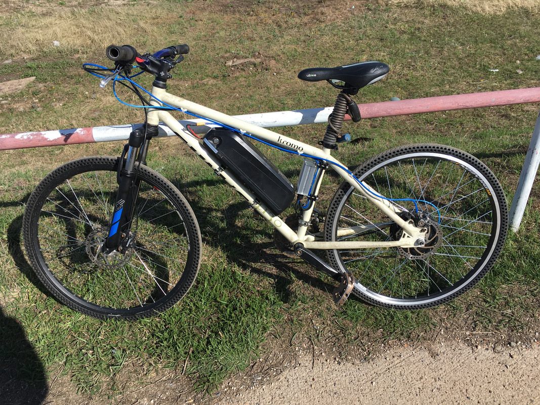 4B126379-DF44-45ED-9CF7-76E42C3DF1D1