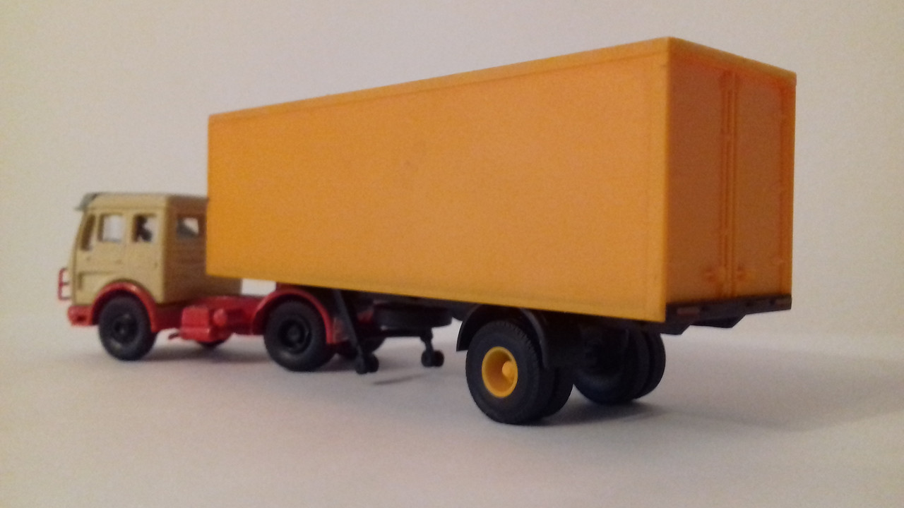 Mach (7464)