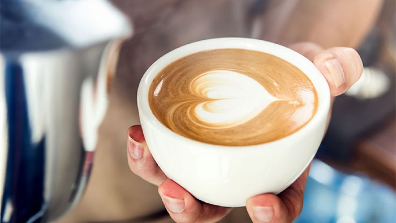 Il caffè con il latte potrebbe avere un inaspettato effetto antinfiammatorio