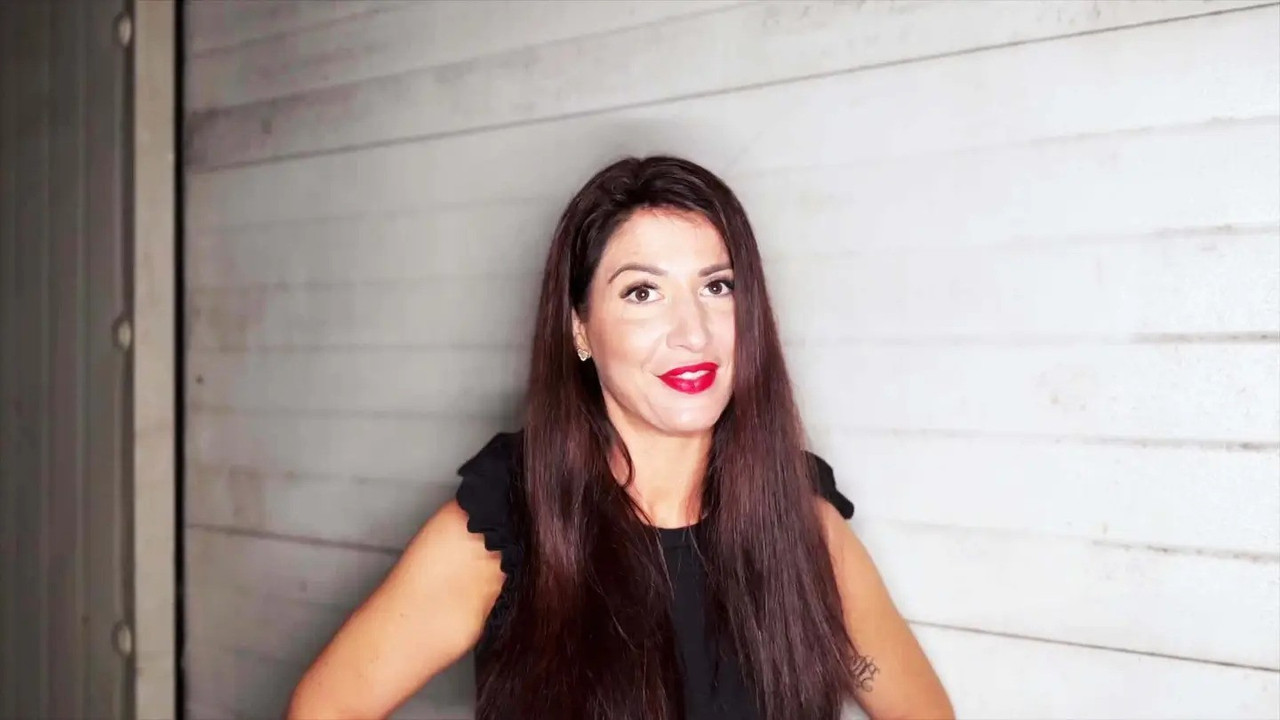 JacquieEtMichelTV 24 11 26 Danaklem Greedy to the end!