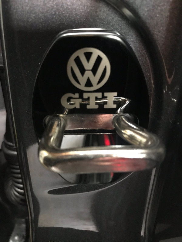 5C301BAB-5322-44F8-BB1B-4BD2EEFFAE9E