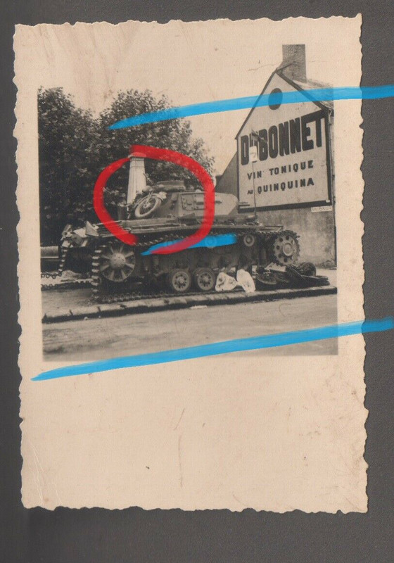 Orig. foto beschädigt Deutscher Panzer WH in COLIGNY Marne Frank