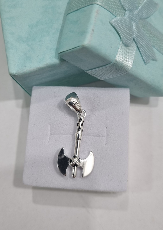 Dije de hacha #00123