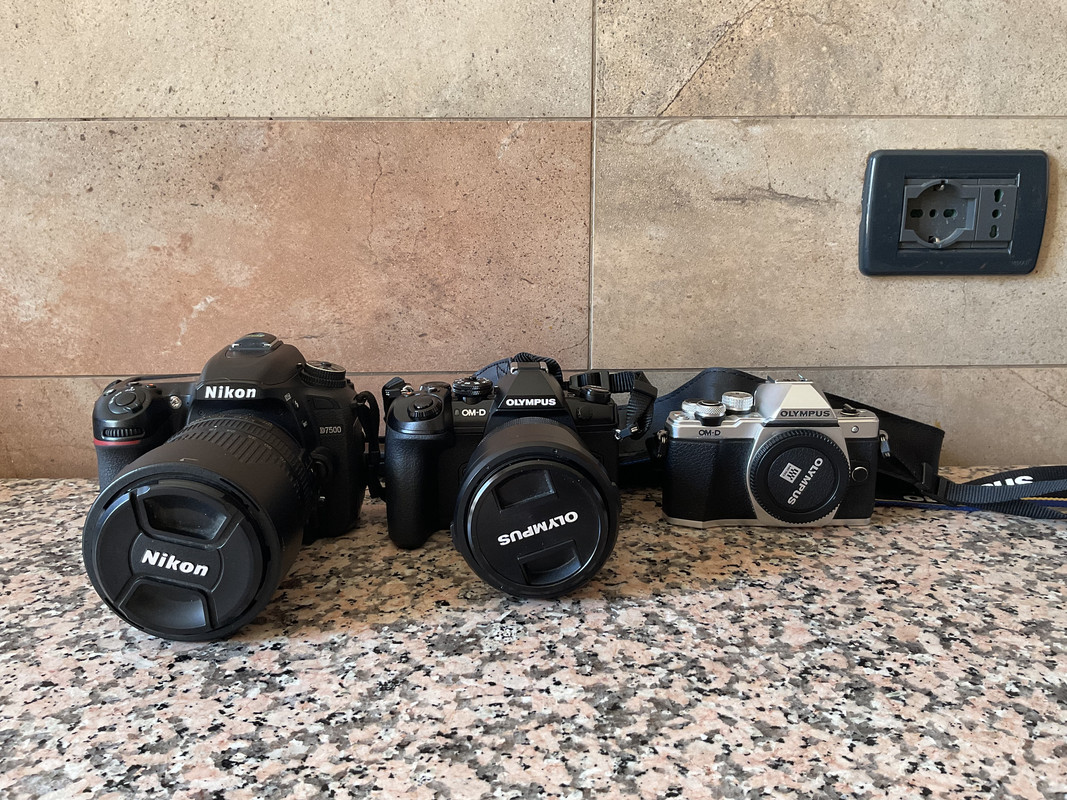 EF14C21F-D49A-4585-8E0E-7A3DE1293D1B