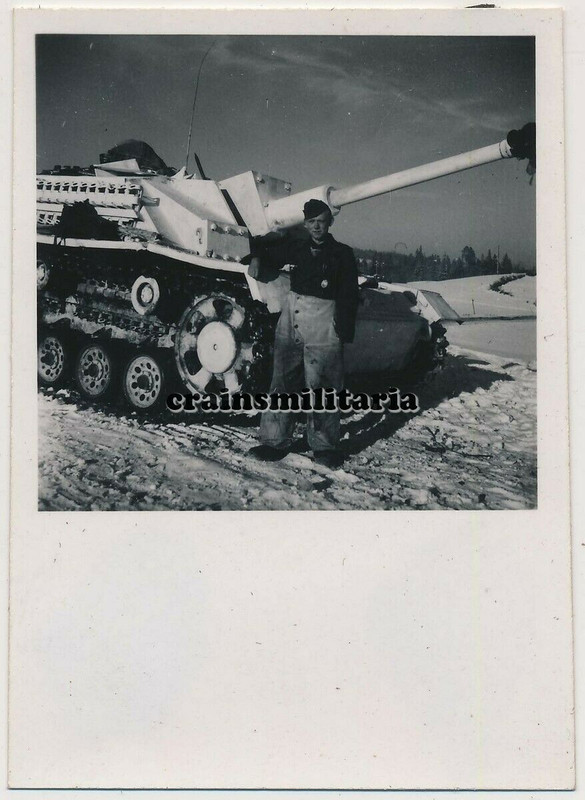 Foto Sturmgeschütz der StuG-Brigade 912 in Russland 1944 Panzer 