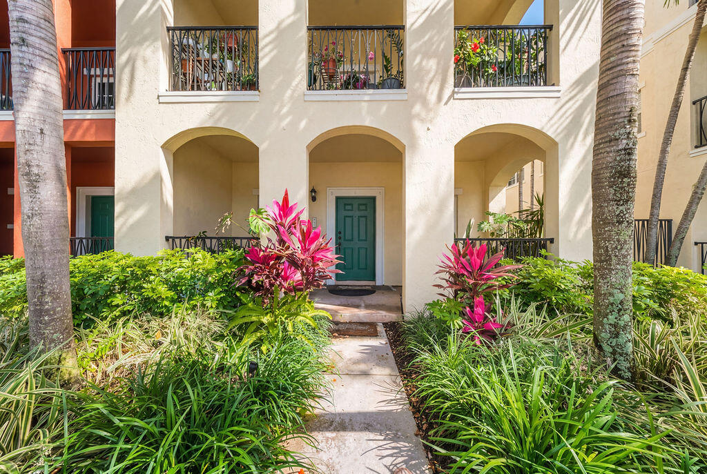 261 Southwest 6th Place, Pompano Beach, FL 33060