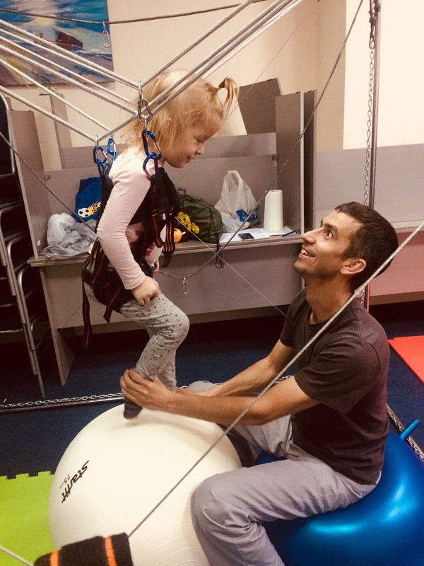 1B146E31-F39D-4409-9C40-065BB03C6522