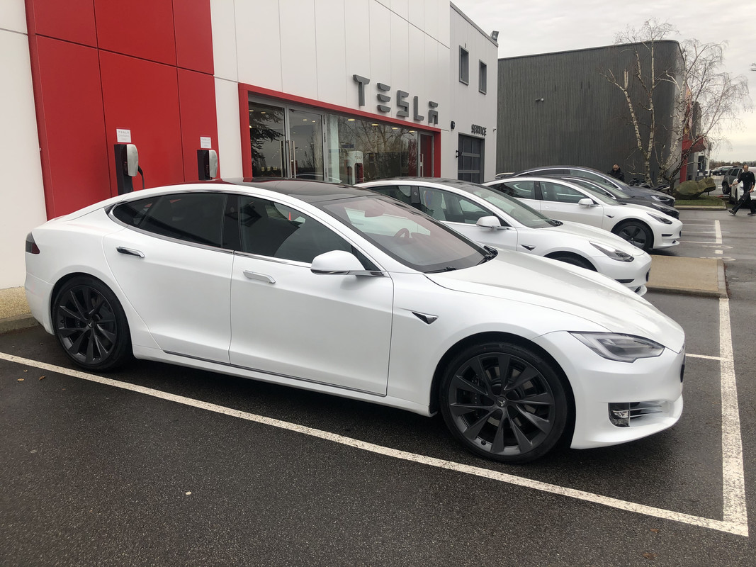 467CFC8E-3B09-43B4-B46A-959EF072BBB3