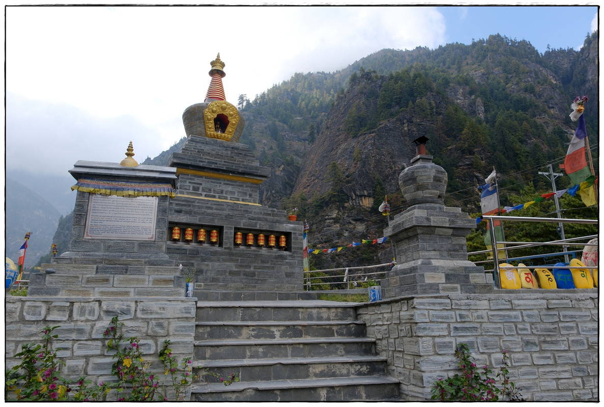 AC día 1: Dharapani (1905 m) a Chame (2730 m) - Trekking en Nepal: Annapurna Circuit y Mardi Himal (7)
