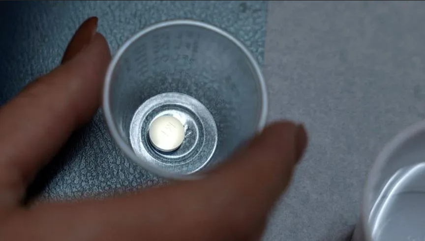 Corte Suprema de EEUU amplía acceso a pastillas abortivas en farmacias