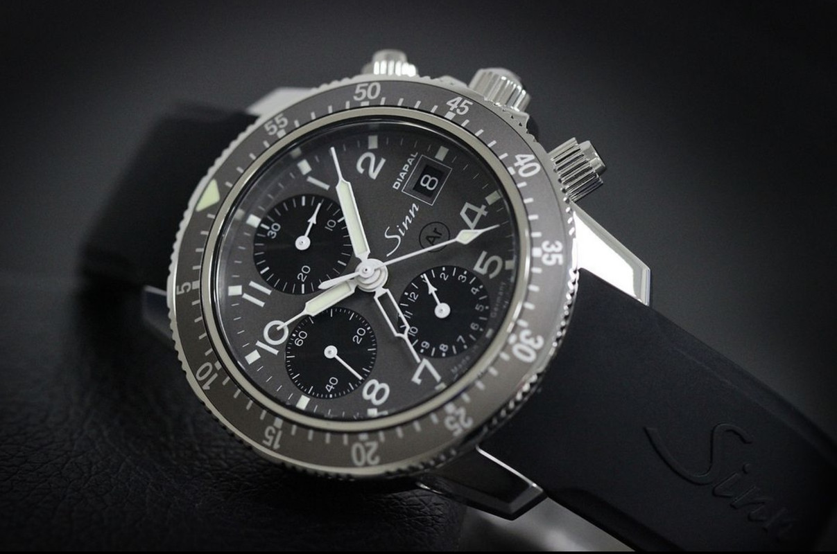 02CA9AB4-EDD7-49CB-8947-6B4CDFEB3E36