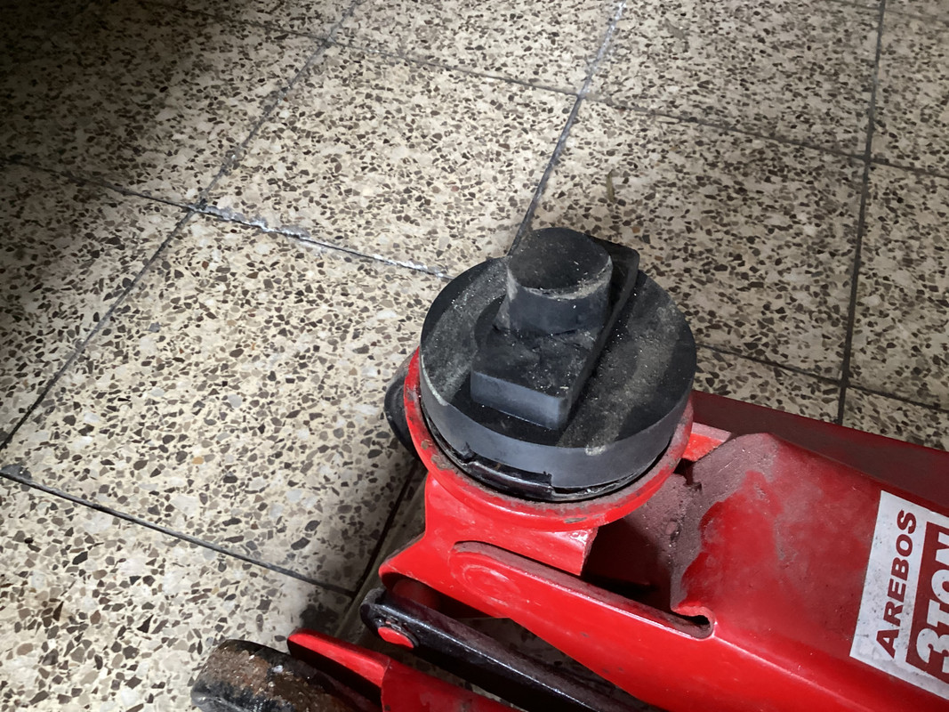 62FBE241-7FF6-4E8E-A881-1F010E246913