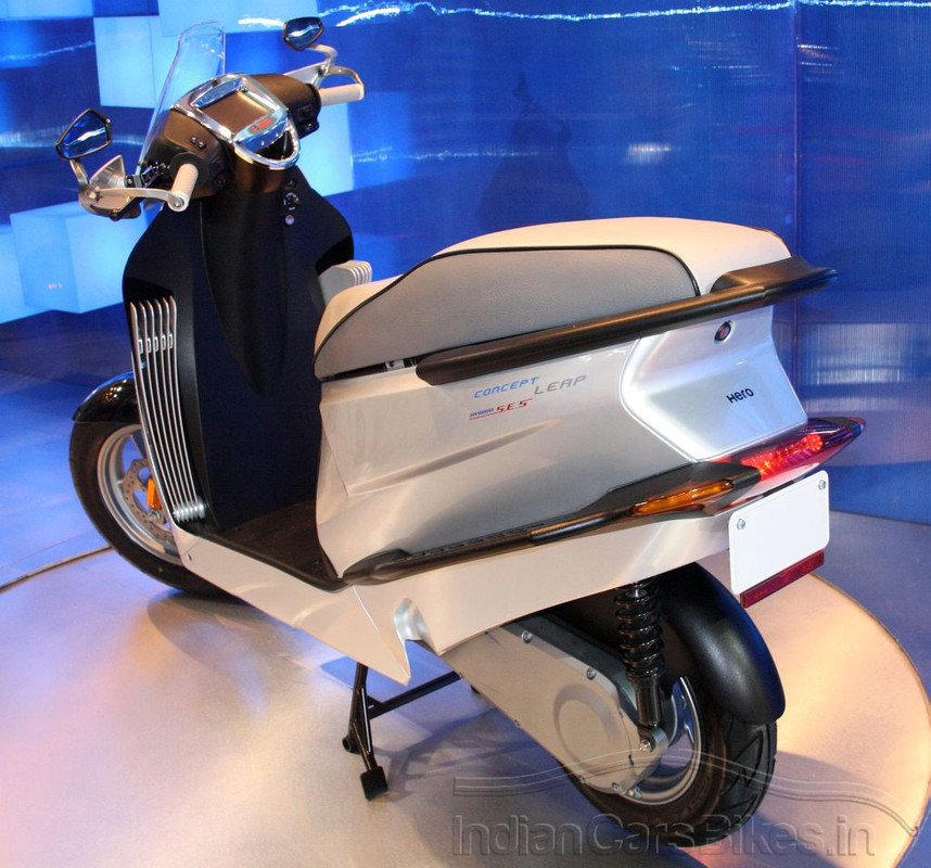 Hero-MotoCorp-Leap-Series-Hybrid-Concept-Scooter-2