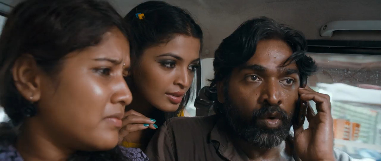 Soodhu Kavvum 2013 BluRay [Tamil] 480p 720p ESub Screenshot
