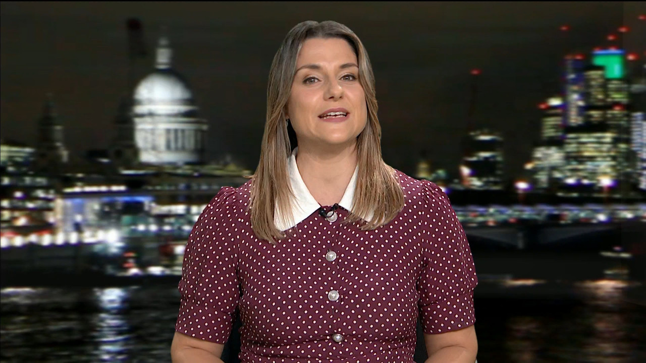 ITV News London_20231117_23002315.ts_snapshot_13.01.010