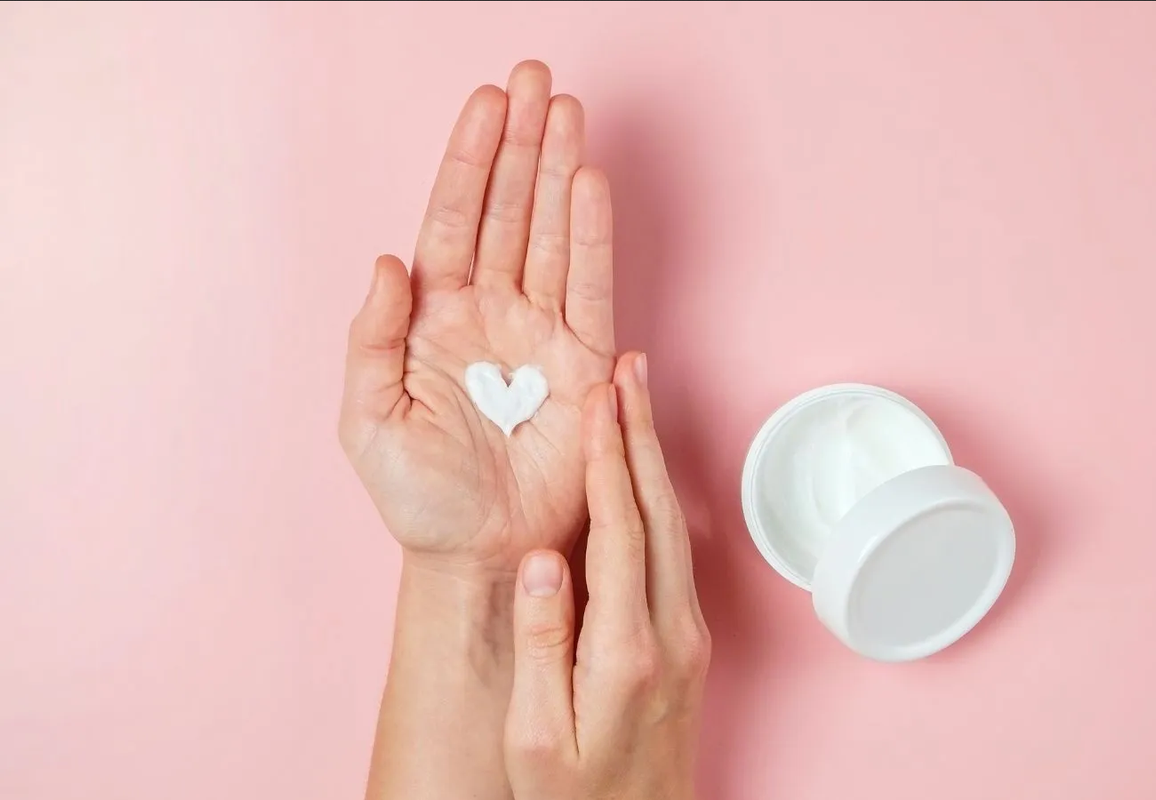 Cremas para aclarar la piel recomendadas por dermatólogos