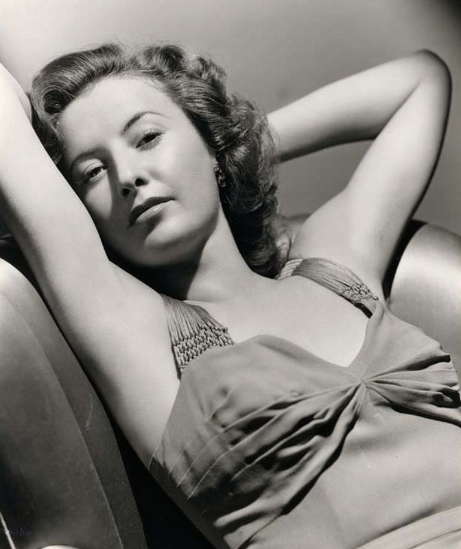 barbara_stanwyck_b70