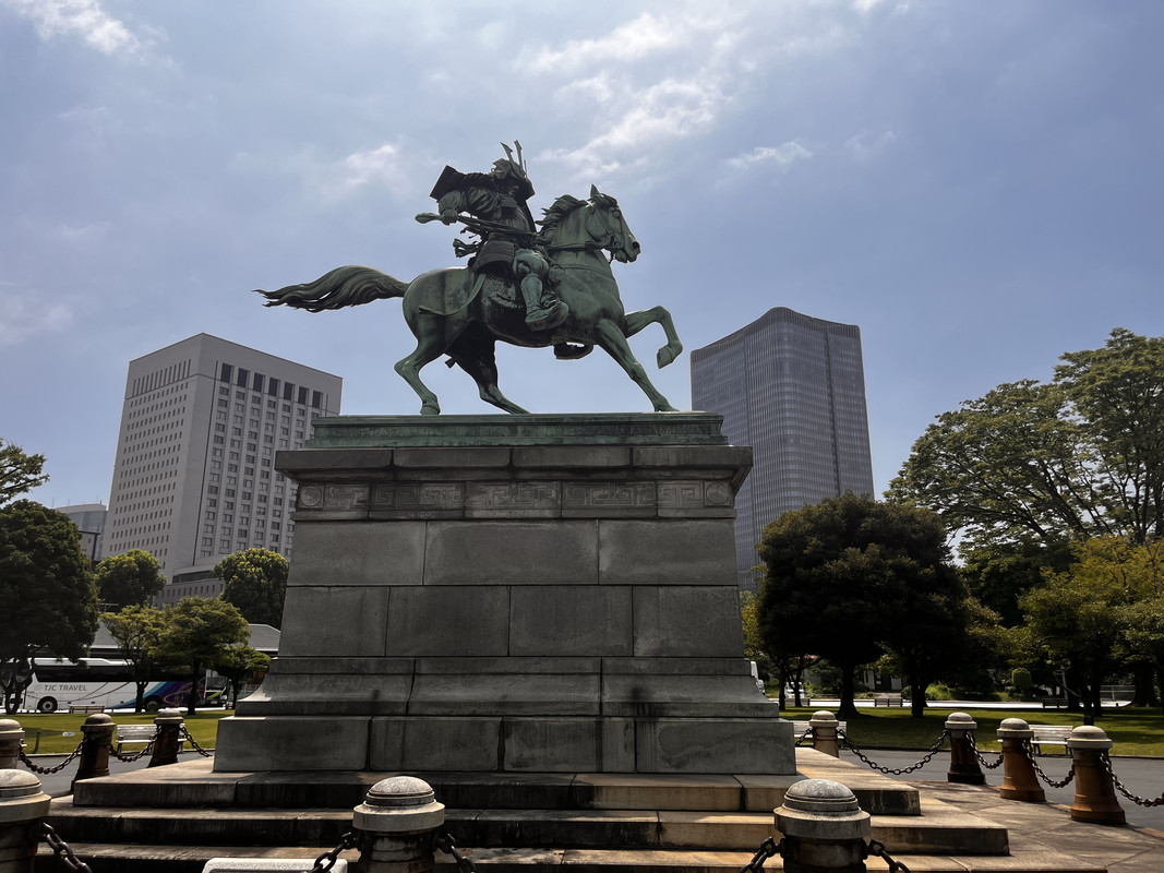 FA33F0E9-1510-4C81-B695-9A5574DDCD96