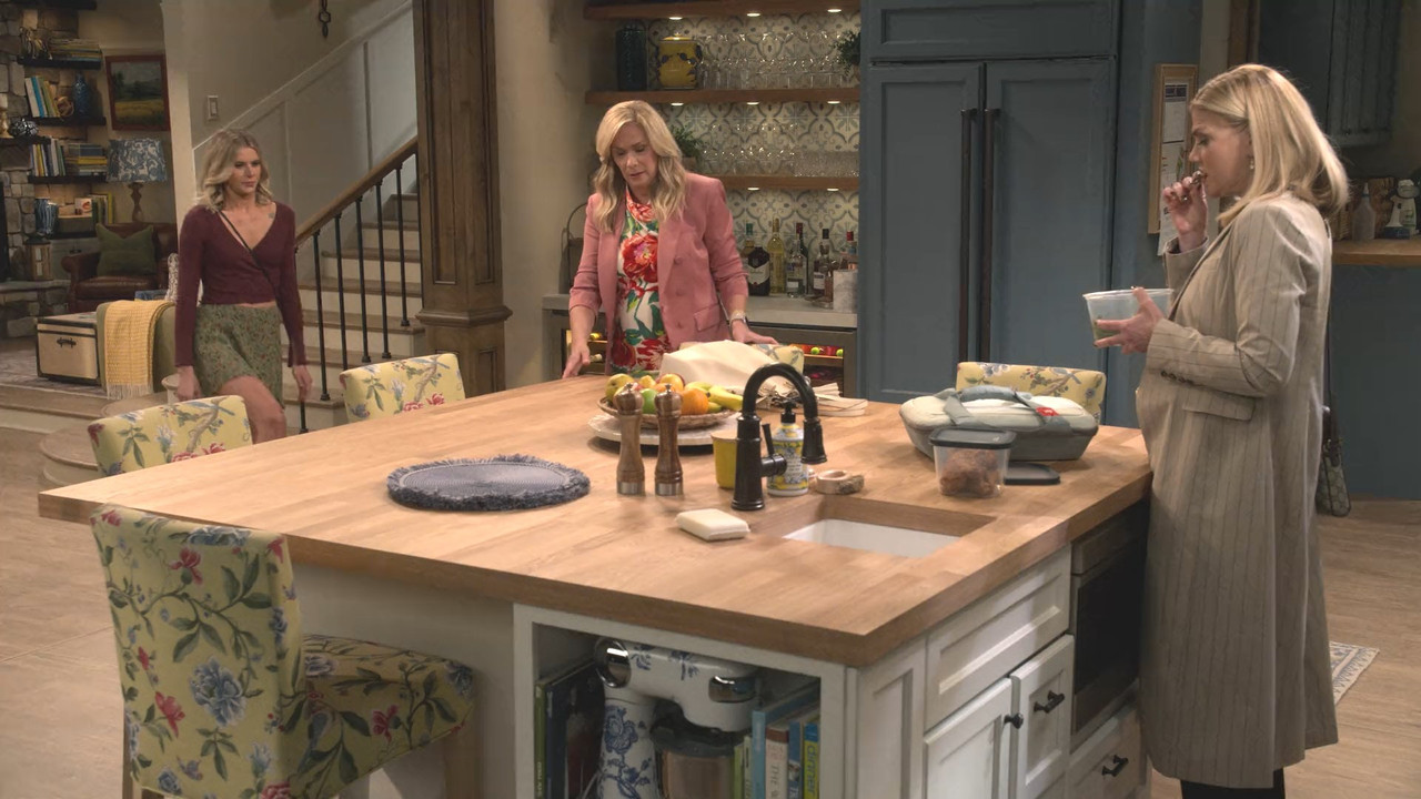 Leanne_S01E01_Lo importante (2025) Web-Dl 1080x264 E-AC3 5.1 by ivi25 para exploradoresp2p.mkv_snaps