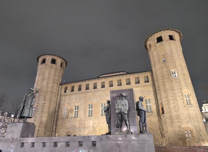 Llego a Milán y me voy a Turín - Milán-Turín-Génova-Pavía (156)