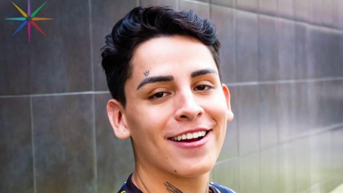 Exhiben a Kunno despreciando a niña que quería una foto con él