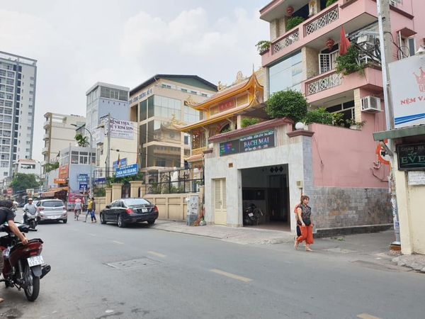 NGUYỄN VĂN ĐẬU 4.5 tỷ, hẻm xe hơi Kinh doanh tốt, 3 bước ra mặt tiền
