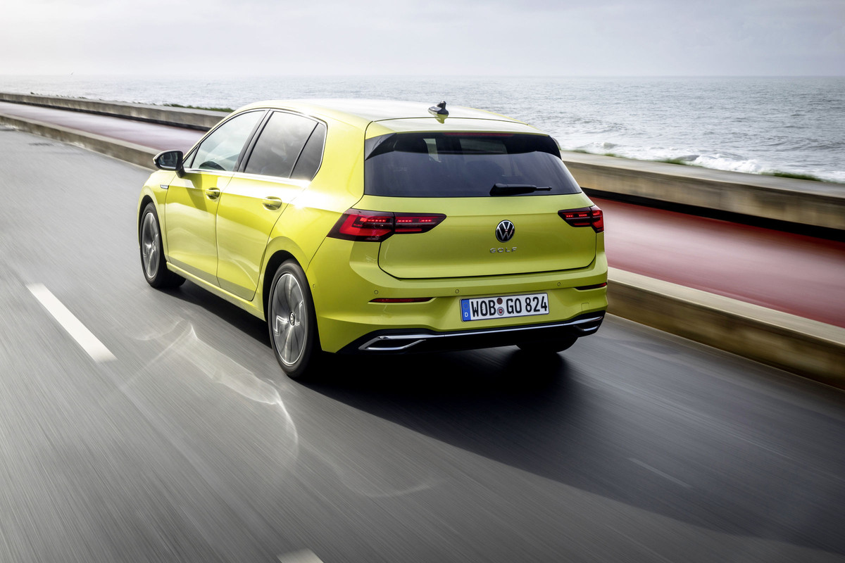 DB2019AU02029_overfull