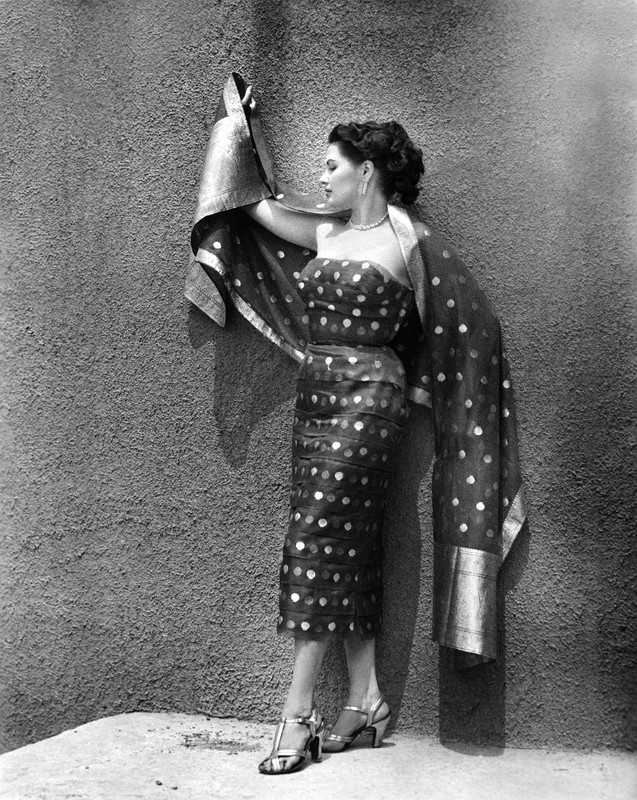 Yvonne_De_Carlo_c11