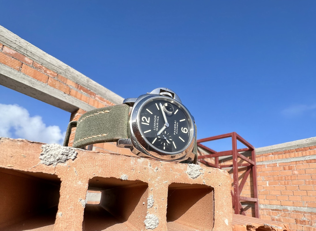 9BC28818-6C00-4FA3-8410-124F2563B082