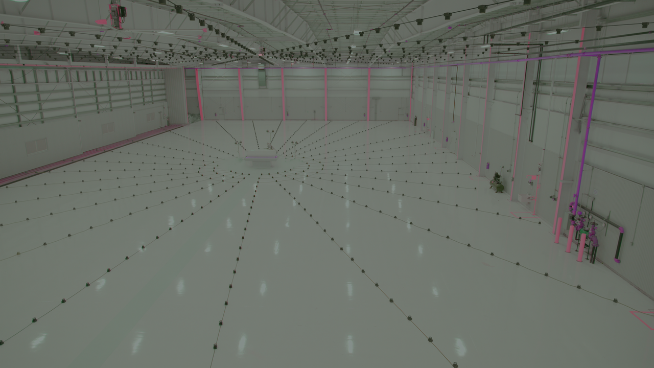 Evil.S03E01.2160p.WEB-DL.DDP5.1.DoVi.by.DVT.mp4_snapshot_17.18_[2022.06.14_18.27.28]