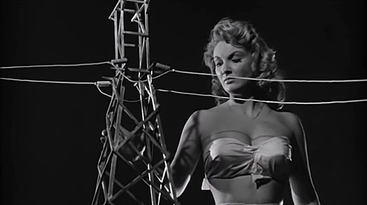 ATTACK-OF-50-FOOT-WOMAN-5.jpg