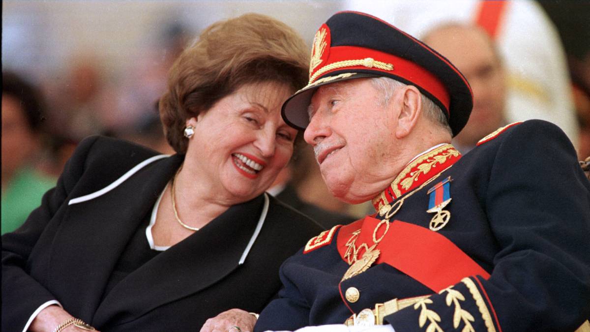 Muere Lucía Hiriart, viuda del dictador Augusto Pinochet a los 99 años