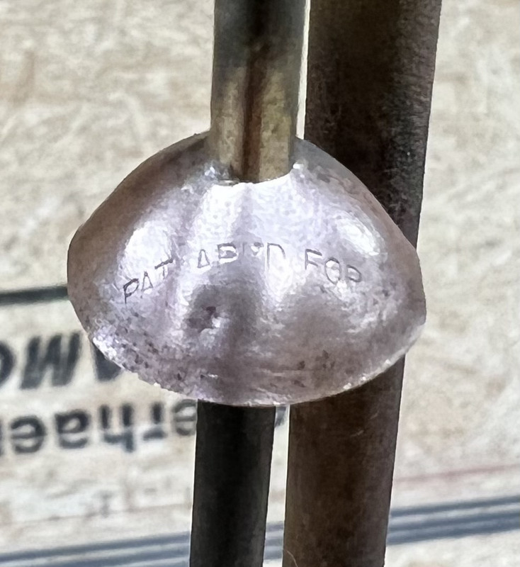 EA56A779-90E0-400F-868B-6A702292D4B7