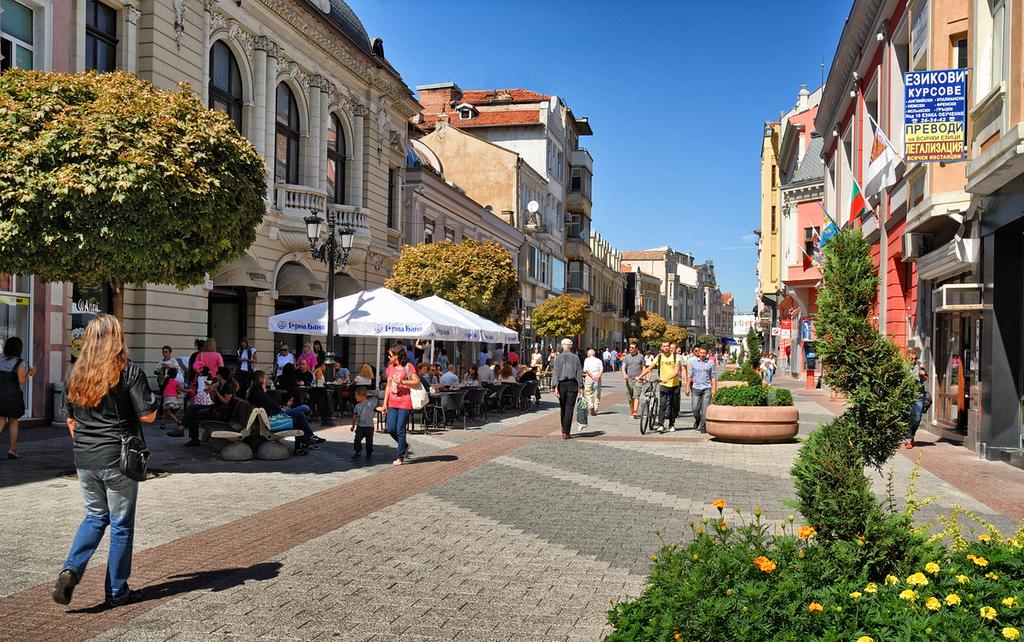 Bulgarian cities and villages | SkyscraperCity Forum