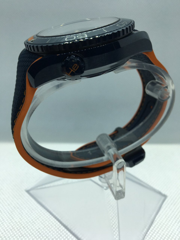 4057D6E1-75CC-48A6-AC94-98F507F930ED