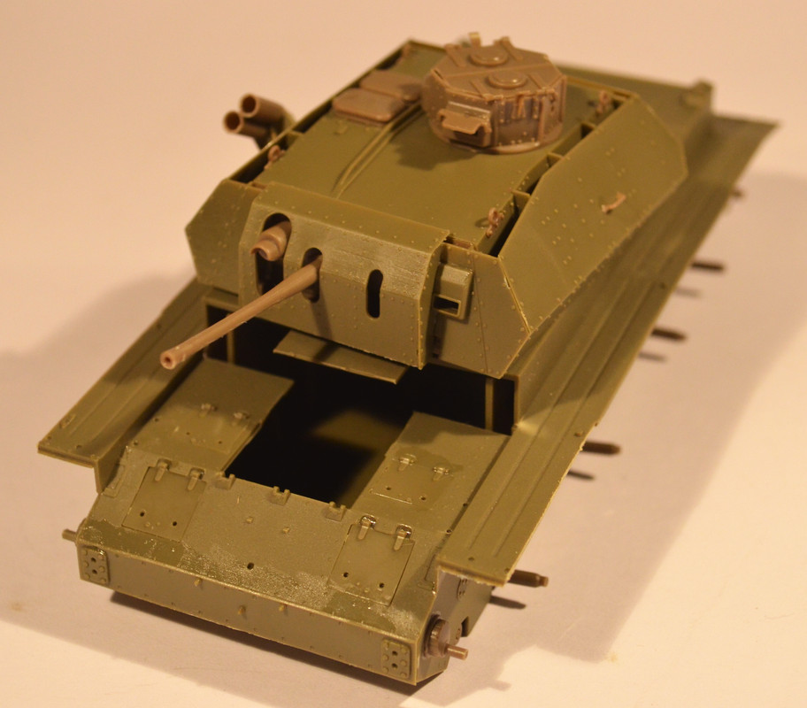 1/35ブロンコA13Cruiser Tank Mk IV Panzerkampfwagen Mk IV, 744(E) (A13) & UE Fuel Tank Trailer