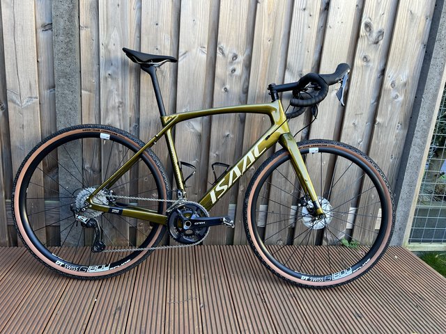 E4D1AC7E-EA3D-4582-BEEF-DD3CB16771BF