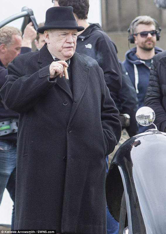 3491443100000578-0-image-a-73_1464097612234