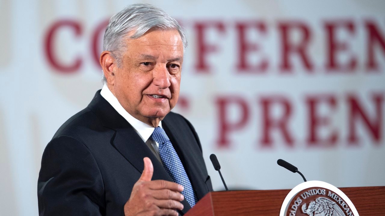 AMLO promete “desaparecer” tras 2024; vivirá de las regalías de sus libros