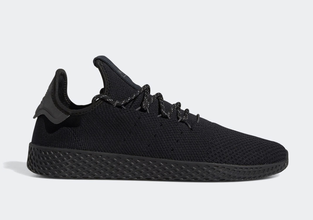 Pharrell-adidas-Tennis-Hu-Black-GX2484-Release-Date-1068x750