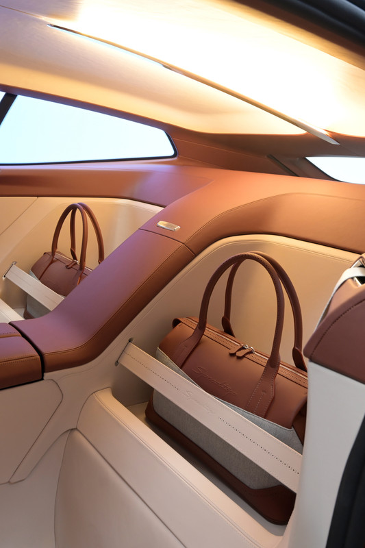 P90599252_highRes_bmw-concept-speedtop